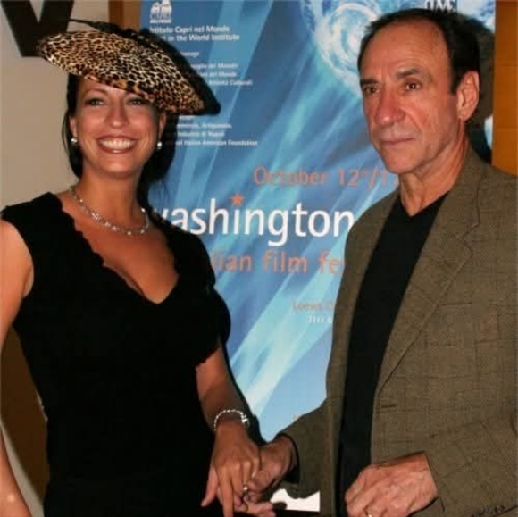 Meet the Recommended Posher! Cassandra - Picture 4 of 16